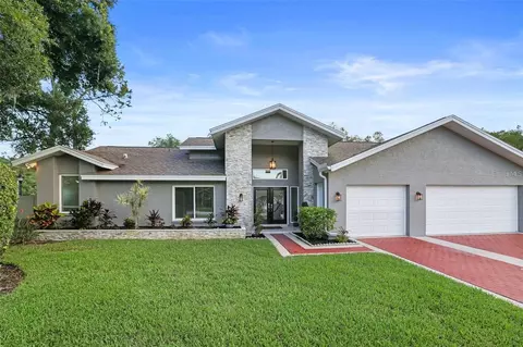 3297 Valemoor Dr, Palm Harbor, FL 34685