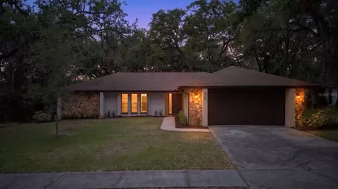 56 Bay Woods Dr, Safety Harbor, FL 34695