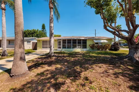 5209 Lofton Dr, New Port Richey, FL 34652