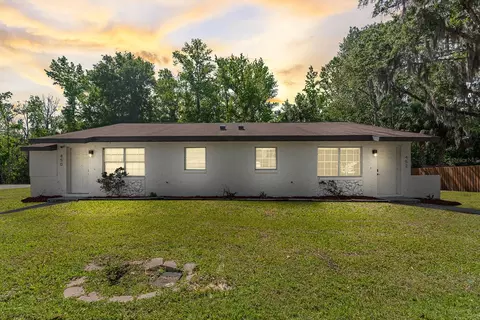 452 N Elmwood Pt, Crystal River, FL 34429
