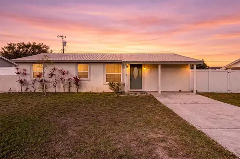 306 Flamingo Dr, Apollo Beach, FL 33572