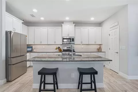 Kitchen - 6318 Springline Pl, Apollo Beach, FL 33572 photo 2 of 3