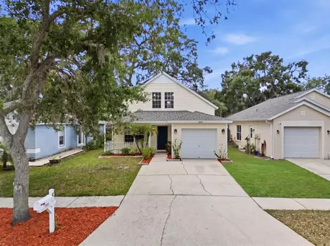 2629 Golden Antler Ln, Lutz, FL 33559