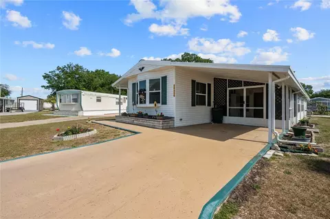 36436 Cordova Cir, Zephyrhills, FL 33541