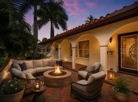 1200 80th St S, Saint Petersburg, FL 33707
