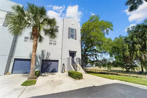 5301 Escena Ct, Tampa, FL 33611