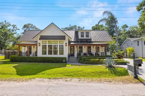 5610 N River Shore Dr, Tampa, FL 33603