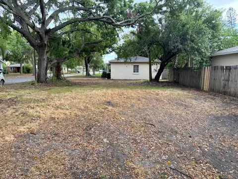 2500 Langdon Ave S, Saint Petersburg, FL 33712