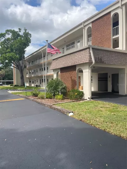 5880 38th Ave N #308, Saint Petersburg, FL 33710