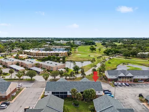 200 Country Club Dr #1101, Largo, FL 33771