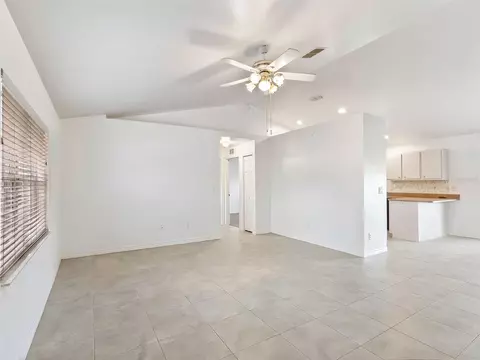 Living - 30 SW 145th St, Ocala, FL 34473 photo 1 of 1