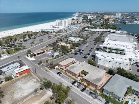 121 46th Ave #2G, Saint Pete Beach, FL 33706