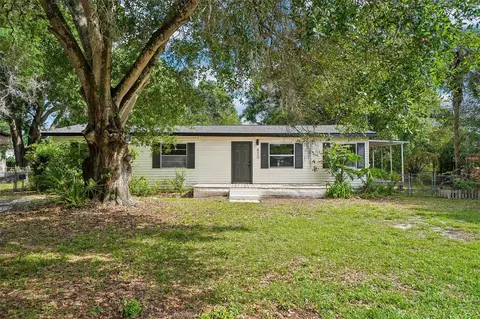 620 2nd St, Polk City, FL 33868