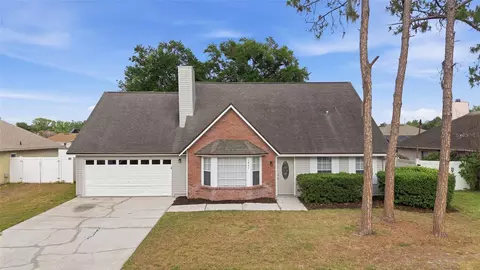 1441 Monte Lake Dr, Valrico, FL 33596