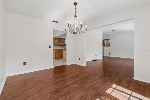 Living - 2620 Giant Pl, Seffner, FL 33584 photo 8 of 15