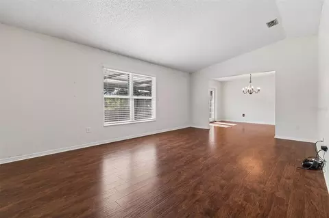 Living - 2620 Giant Pl, Seffner, FL 33584 photo 6 of 15