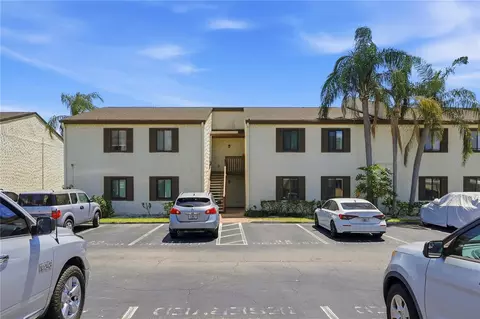 724 115 Ave N #2205, Saint Petersburg, FL 33716
