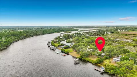2514 River Bend Dr, Ruskin, FL 33570