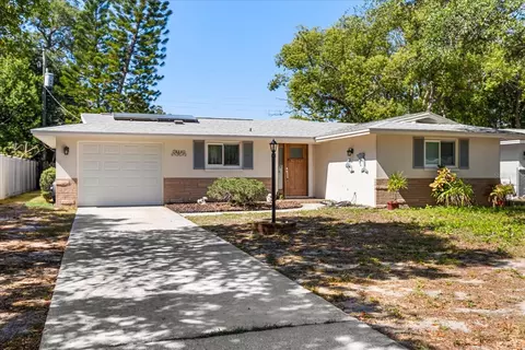 620 Jacaranda St, Dunedin, FL 34698