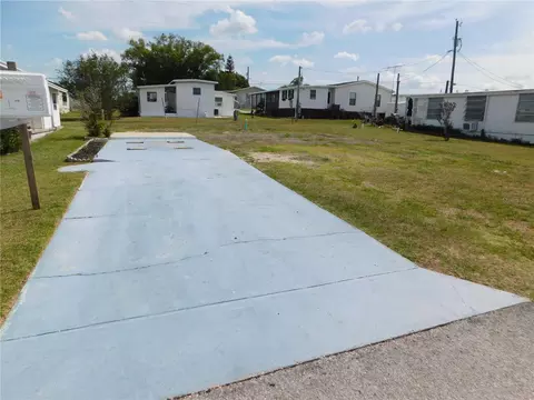 37804 Newal Ave, Zephyrhills, FL 33542