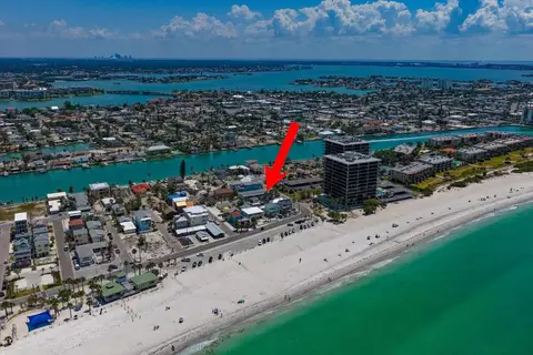 40 77th Ave, Treasure Island, FL 33706