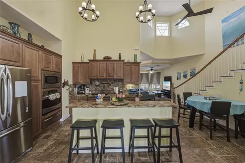 Kitchen - 4178 Des Prez Ct, Hernando Beach, FL 34607 photo 4 of 5