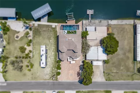 View/Area - 4178 Des Prez Ct, Hernando Beach, FL 34607 photo 6 of 18