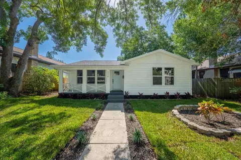 1110 12th St N, Saint Petersburg, FL 33705