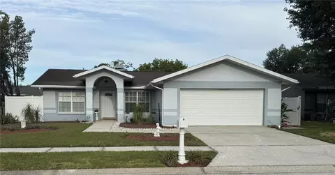 1915 Cheney Ct, Lutz, FL 33549
