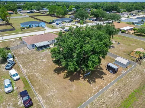 View/Area - 12124 Colonial Estates Ln, Riverview, FL 33579 photo 16 of 21