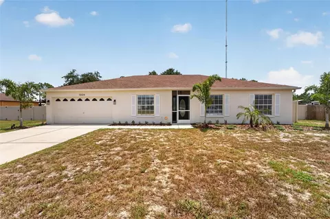 Exterior - 12124 Colonial Estates Ln, Riverview, FL 33579 photo 5 of 25