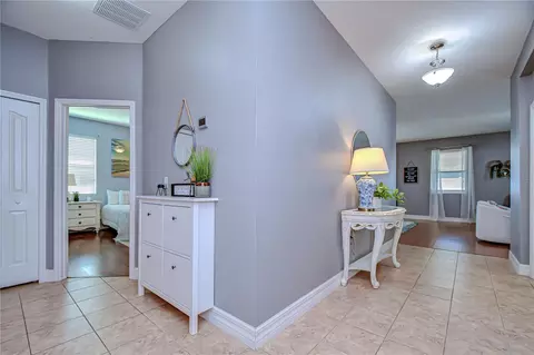 Entry Way - 10923 Pond Pine Dr, Riverview, FL 33569 photo 2 of 3