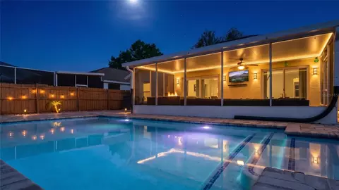 Exterior - 10510 Egret Haven Ln, Riverview, FL 33578 photo 10 of 13