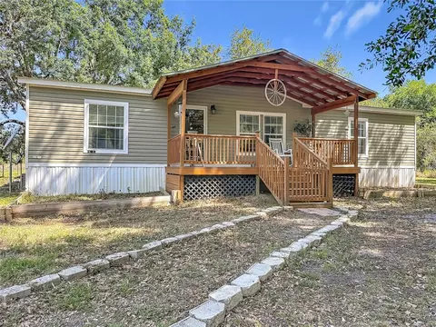 40949 Jerry Rd, Zephyrhills, FL 33540