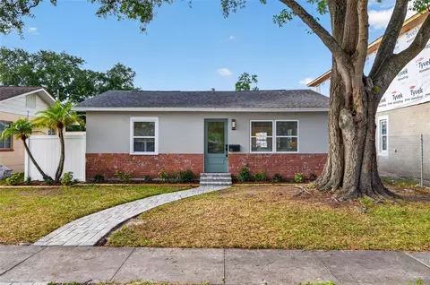861 45th Ave N, Saint Petersburg, FL 33703