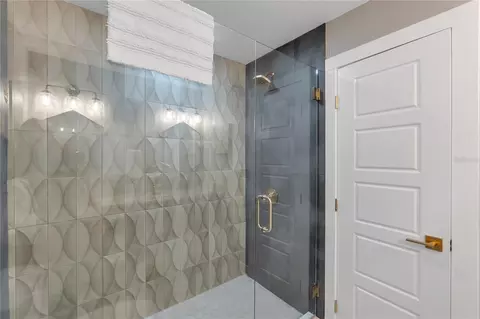Bath - 5023 9th St E, Bradenton, FL 34203 photo 2 of 3