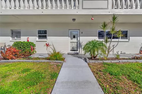 2284 Spanish Dr #6, Clearwater, FL 33763