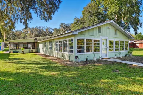 11641 E Salmon Dr, Floral City, FL 34436