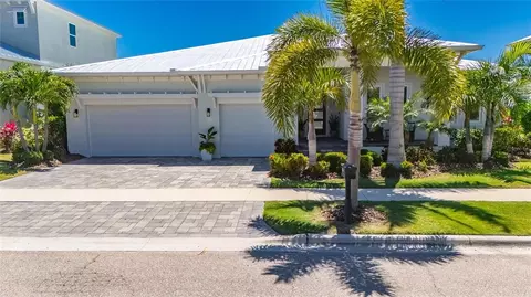 5704 Tybee Island Dr, Apollo Beach, FL 33572