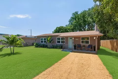 5810 7th Ave S, Gulfport, FL 33707