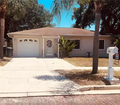 551 Orangewood Dr, Dunedin, FL 34698