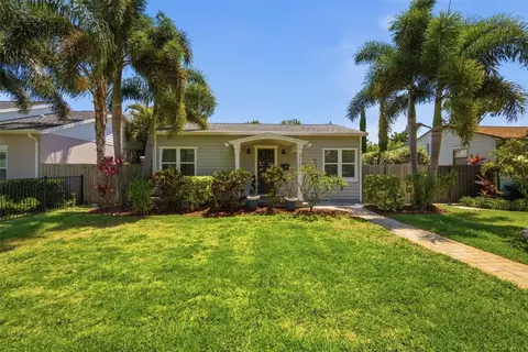 3105 Jackson St N, Saint Petersburg, FL 33704