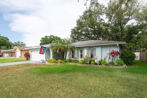 2017 Kamensky Rd, Clearwater, FL 33763