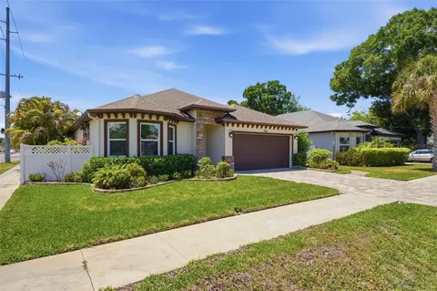 2902 W Heiter St, Tampa, FL 33607