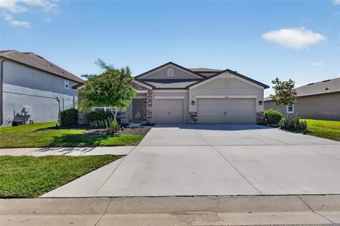 Exterior - 18428 Malinche Loop, Spring Hill, FL 34610 photo 8 of 15