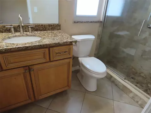Bath - 12909 123rd Ave, Largo, FL 33774 photo 1 of 2