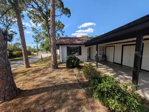 2042 Sunset Grove Ln, Clearwater, FL 33765