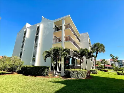 7893 Sailboat Key Blvd S #101, South Pasadena, FL 33707