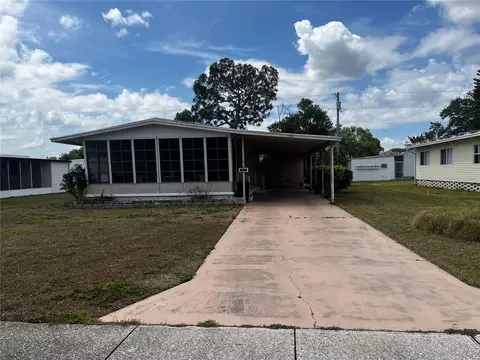 192 Philadelphia Blvd #9, Palm Harbor, FL 34684