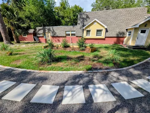 18001 Nelson Rd, Spring Hill, FL 34610